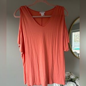 VENUS cold shoulder top